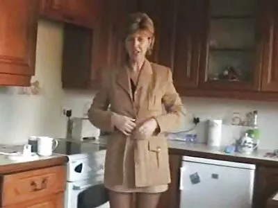 Arielle Faye och Pepper Hart får sina tonåringar att knulla bra och ordentligt