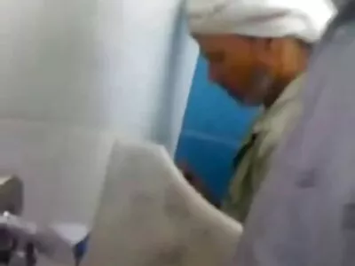 Abbey Brooks sprider sina ben för Billy