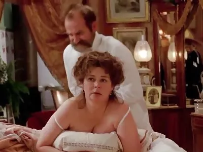 Terrible Teen Maya Bijou slickade och knullade