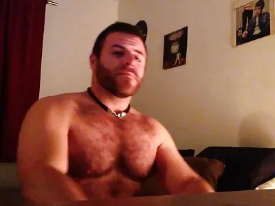 Britney O'Neil vet hur man gör människan lycklig