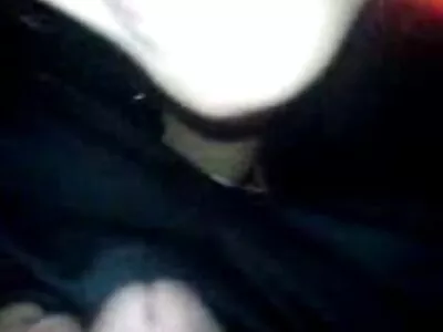 Rödhårig brud är desperat för fan