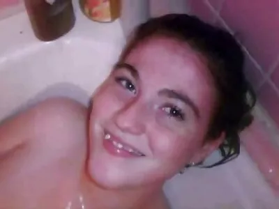 Het blondin gillar att suga feta kukar