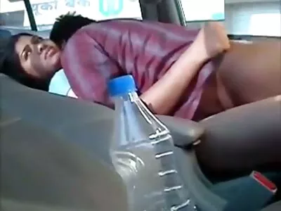 Blir otäck på ett isigt fält