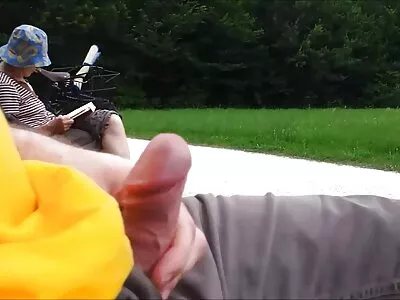 Johnny får en kredit av professor Tiffany