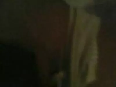 Härliga lesbiska har en trekant