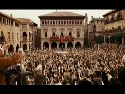 Solbrun babe rider på sin sambos kuk