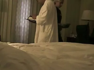 En på en chatt med sönerns bästa knopp