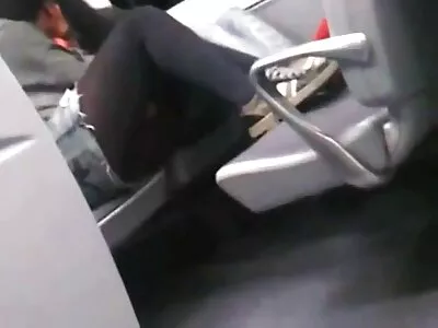 Latin brunett gillar sex bakifrån